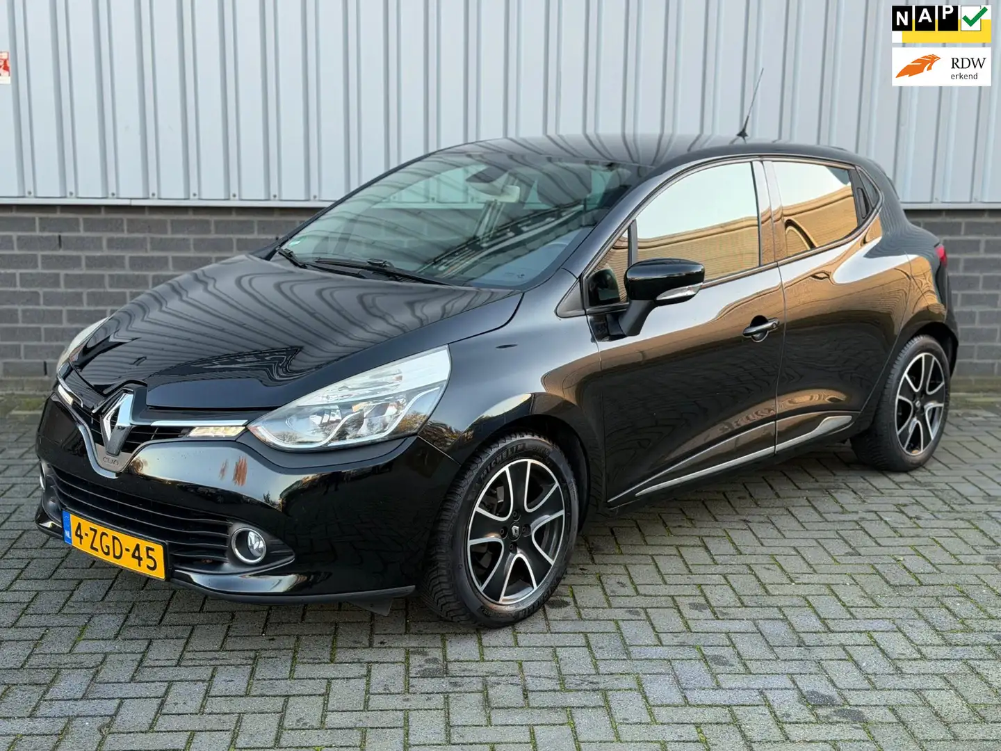 Renault Clio 1.2 Dynamique |Automaat|CruiseCtrl|Navi|Camera|PDC Schwarz - 1