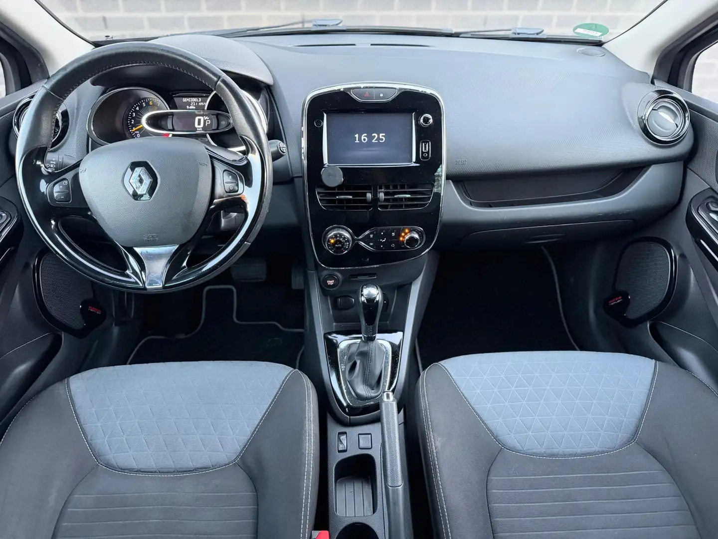 Renault Clio 1.2 Dynamique |Automaat|CruiseCtrl|Navi|Camera|PDC Schwarz - 2