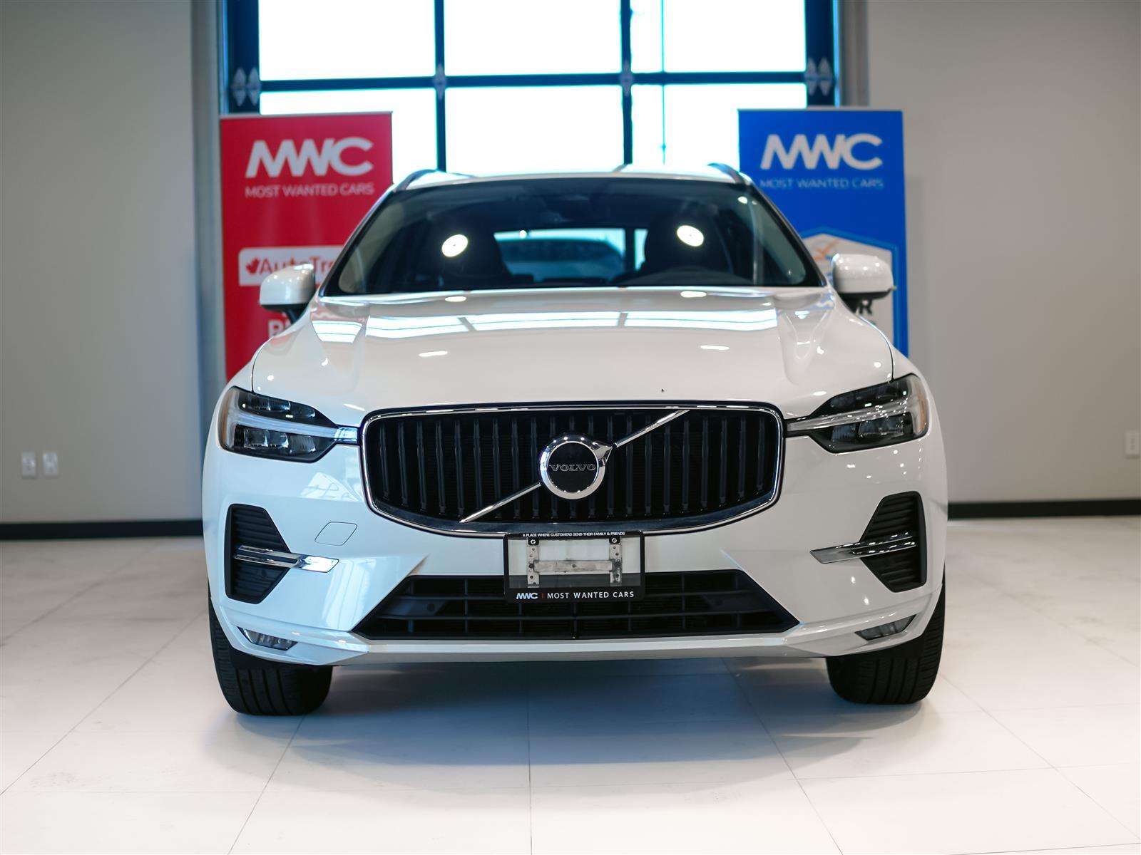 2023 Volvo XC60 CORE AWD | NAV | PANO | LTHR | ACCIDENT FREE — снимка 1