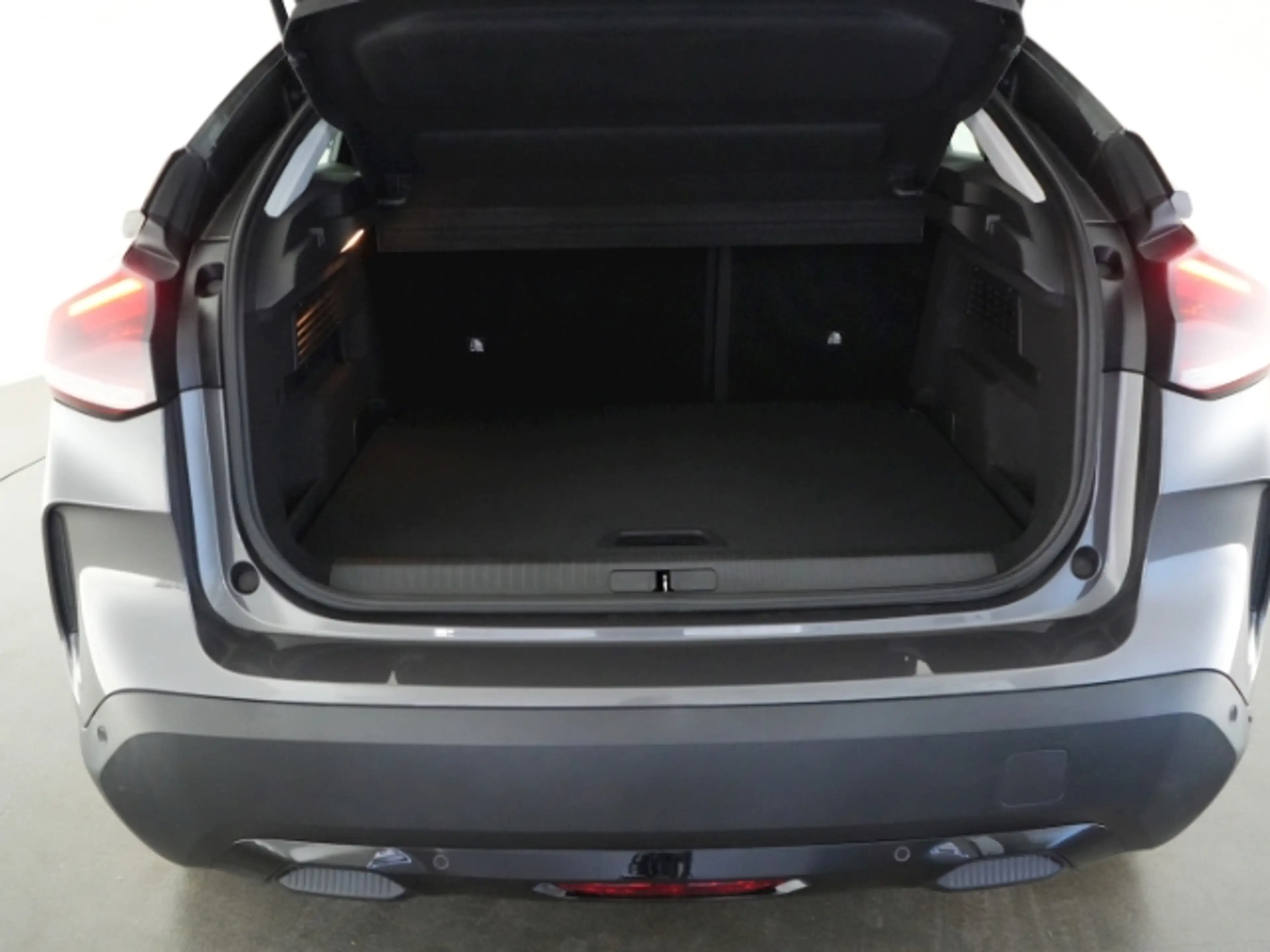 Citroen E-C4 Electric C SERIES 50kWh+NAVI+RÜCKFAHRKAMERA+SITZHEIZUNG+LED — photo 13