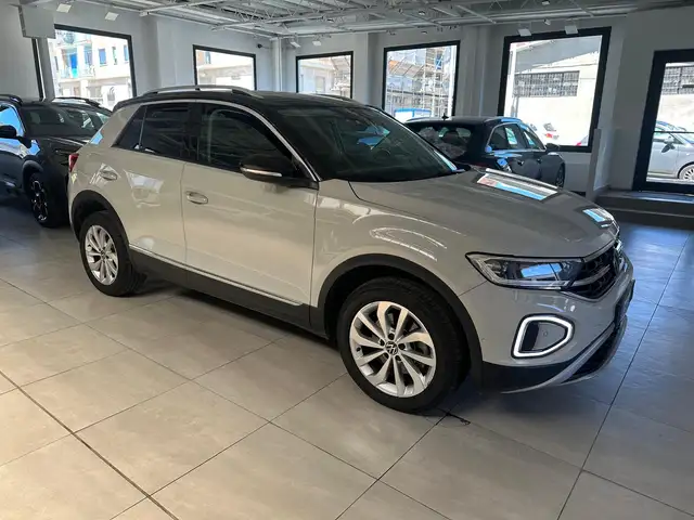 2022 Volkswagen T-Roc in White for sale