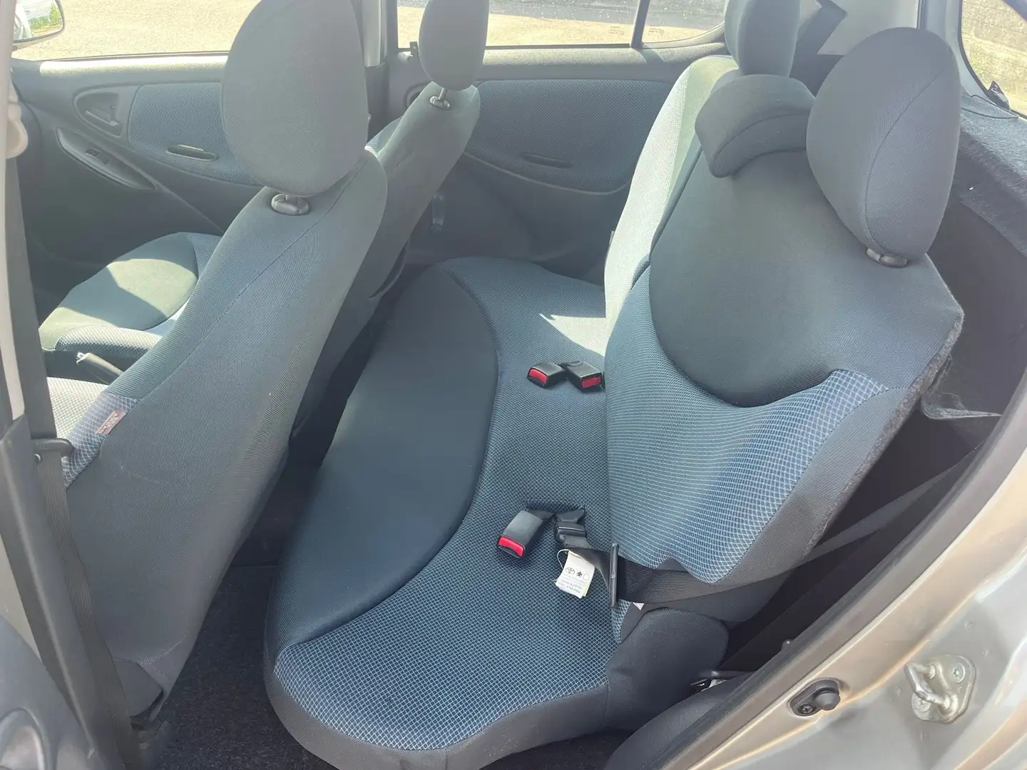 Toyota Yaris 5p 1.0 my03 - 2