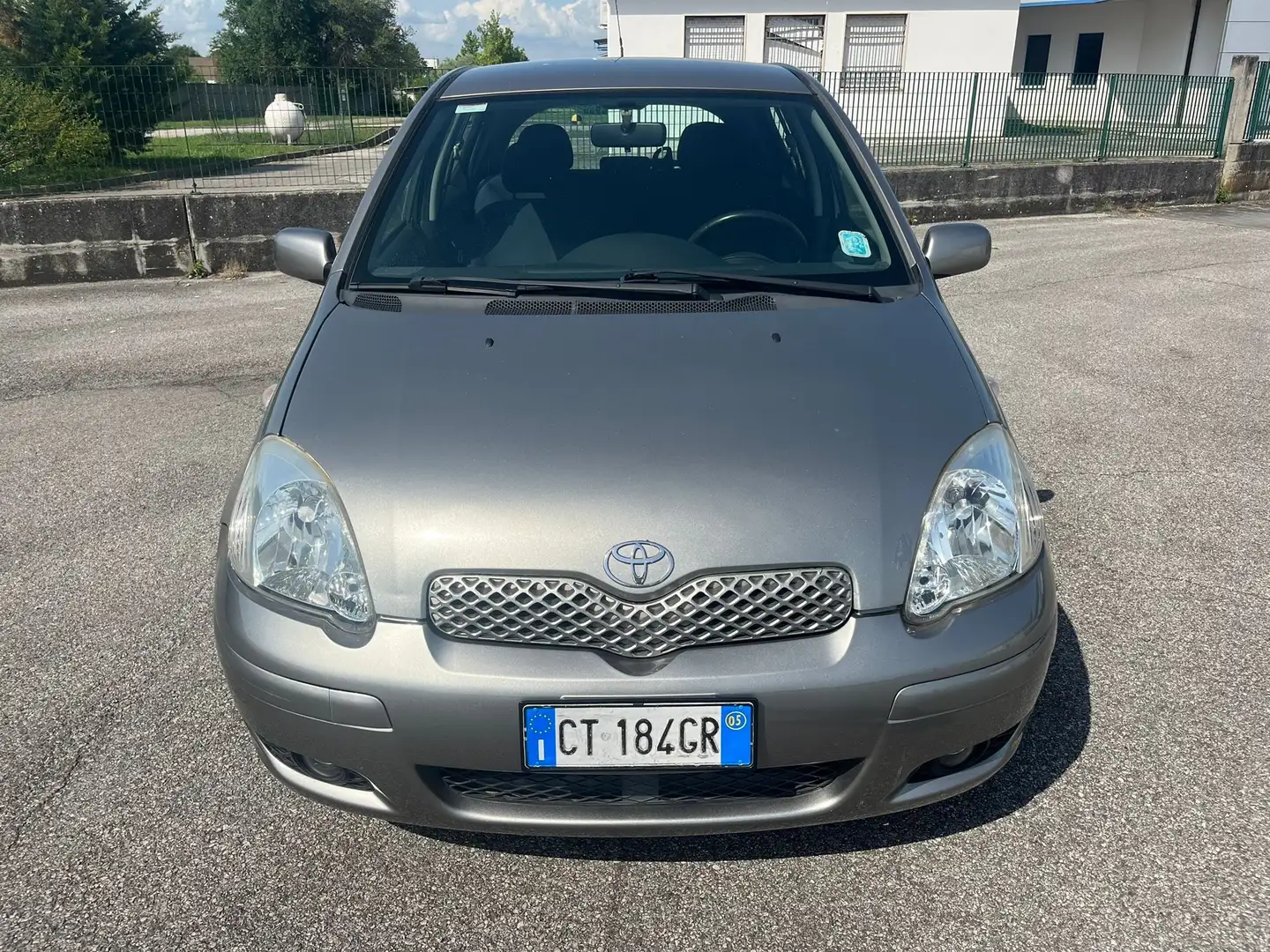 Toyota Yaris 5p 1.0 my03 - 1