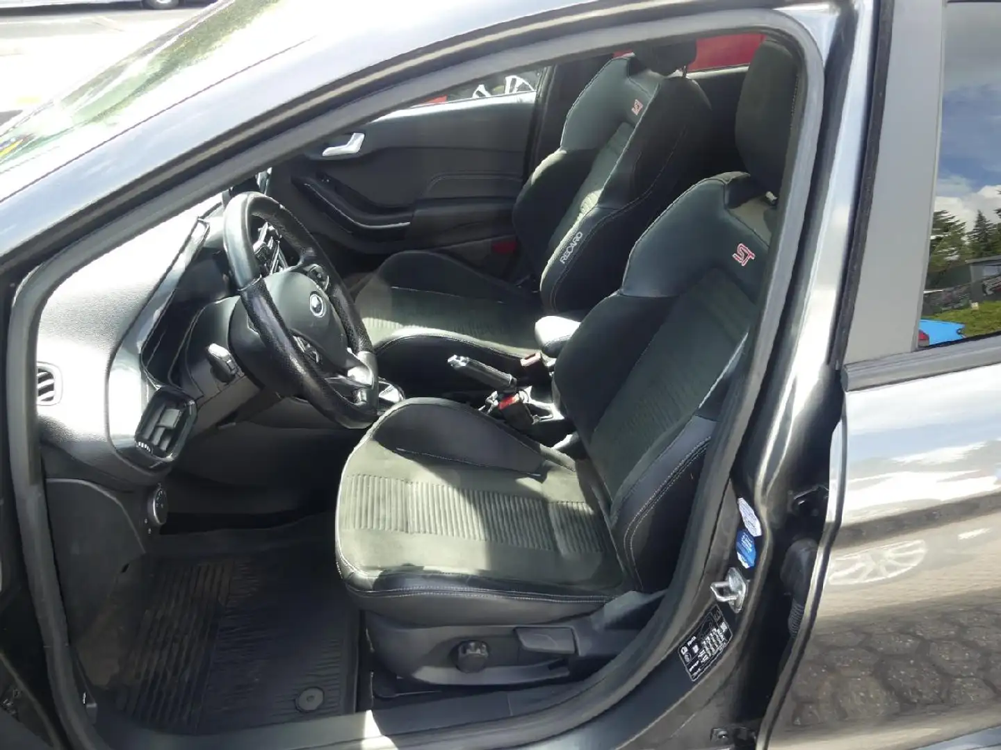 Ford Fiesta Fiesta ST *Leder Exclusiv Paket*Navi*PanoDach*LED* Grau - 2