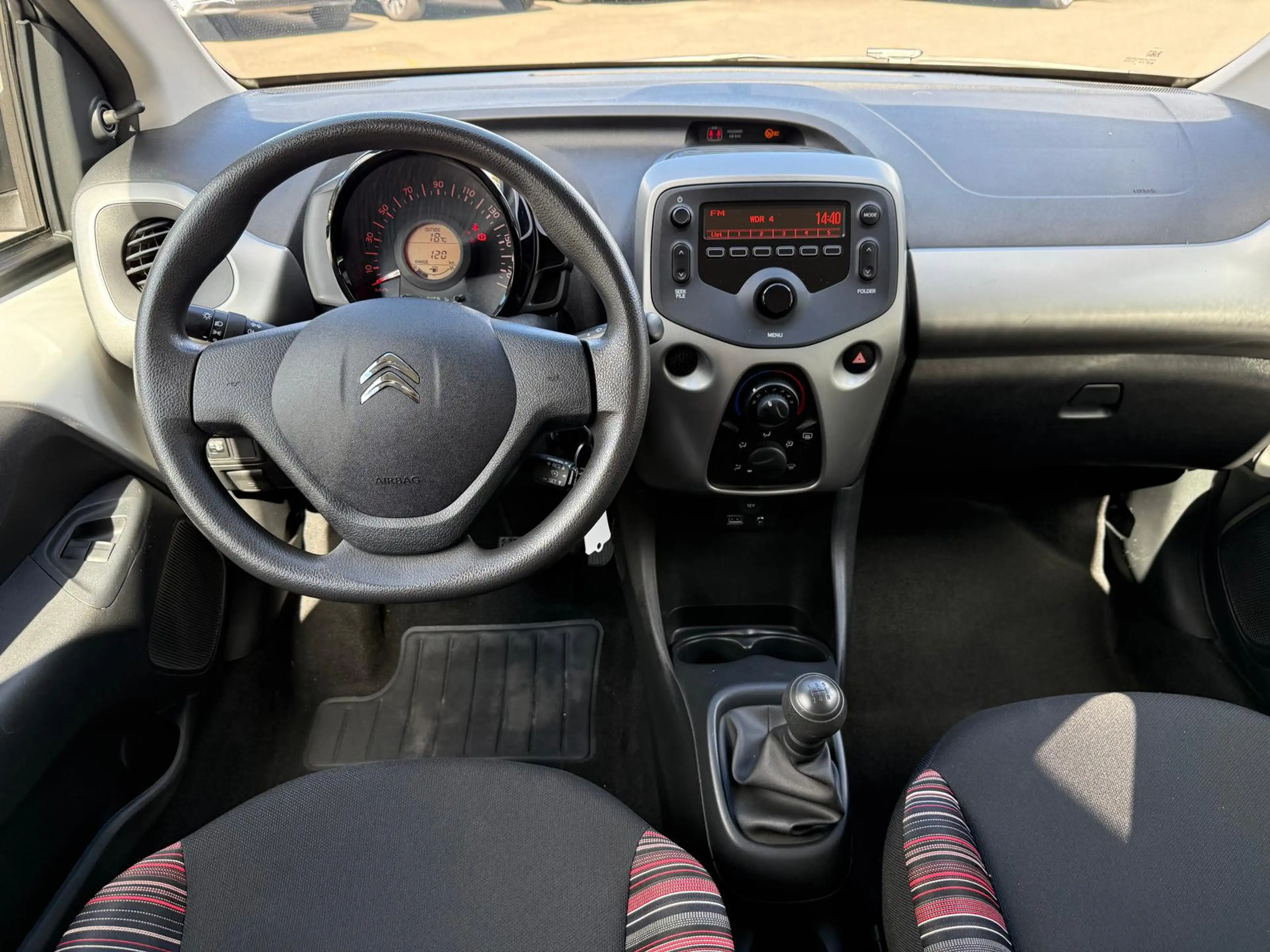 Citroen C1 1.0 VTi Feel*wenigKM*EFH vorn*Tempo*USB*AUX — photo 12