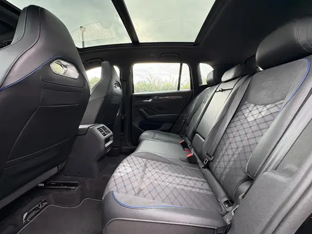 Volkswagen Tiguan view 11