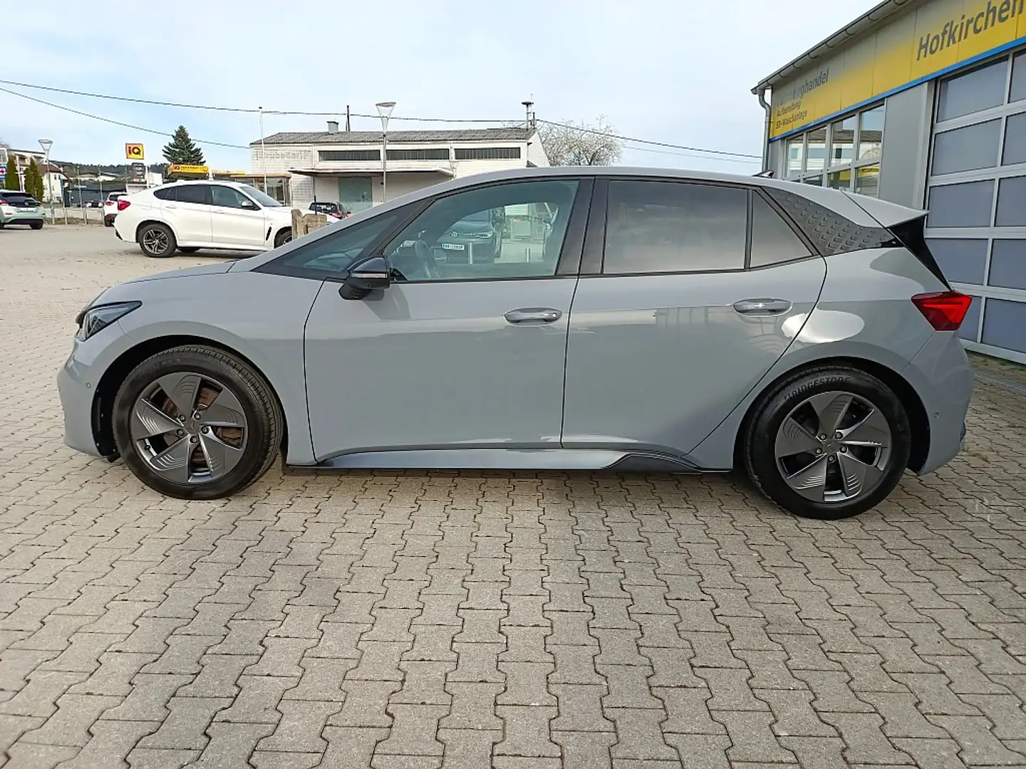 CUPRA Born 58kWh *Sport*360°-Kamera*ACC*LED*SHZ Grau - 2