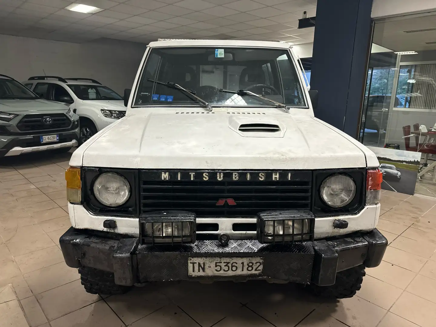 Mitsubishi Pajero 2500 Turbo - 2