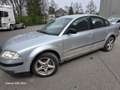 Volkswagen Passat 1.9 TDI Executive Grau - thumbnail 8