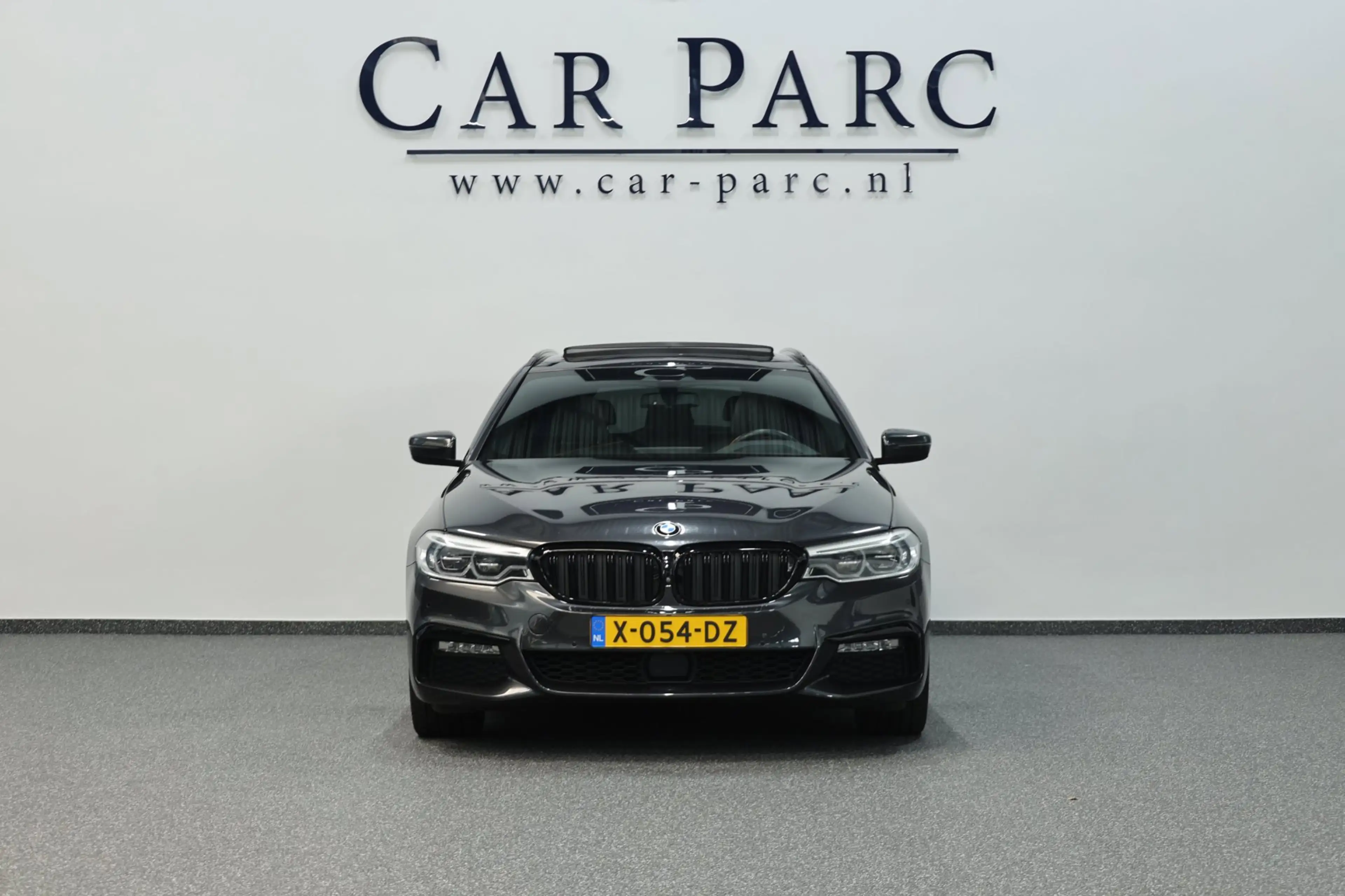 BMW 540 5-serie Touring 540i xDrive M-Sport LED/VIRTUAL/SF — photo 3