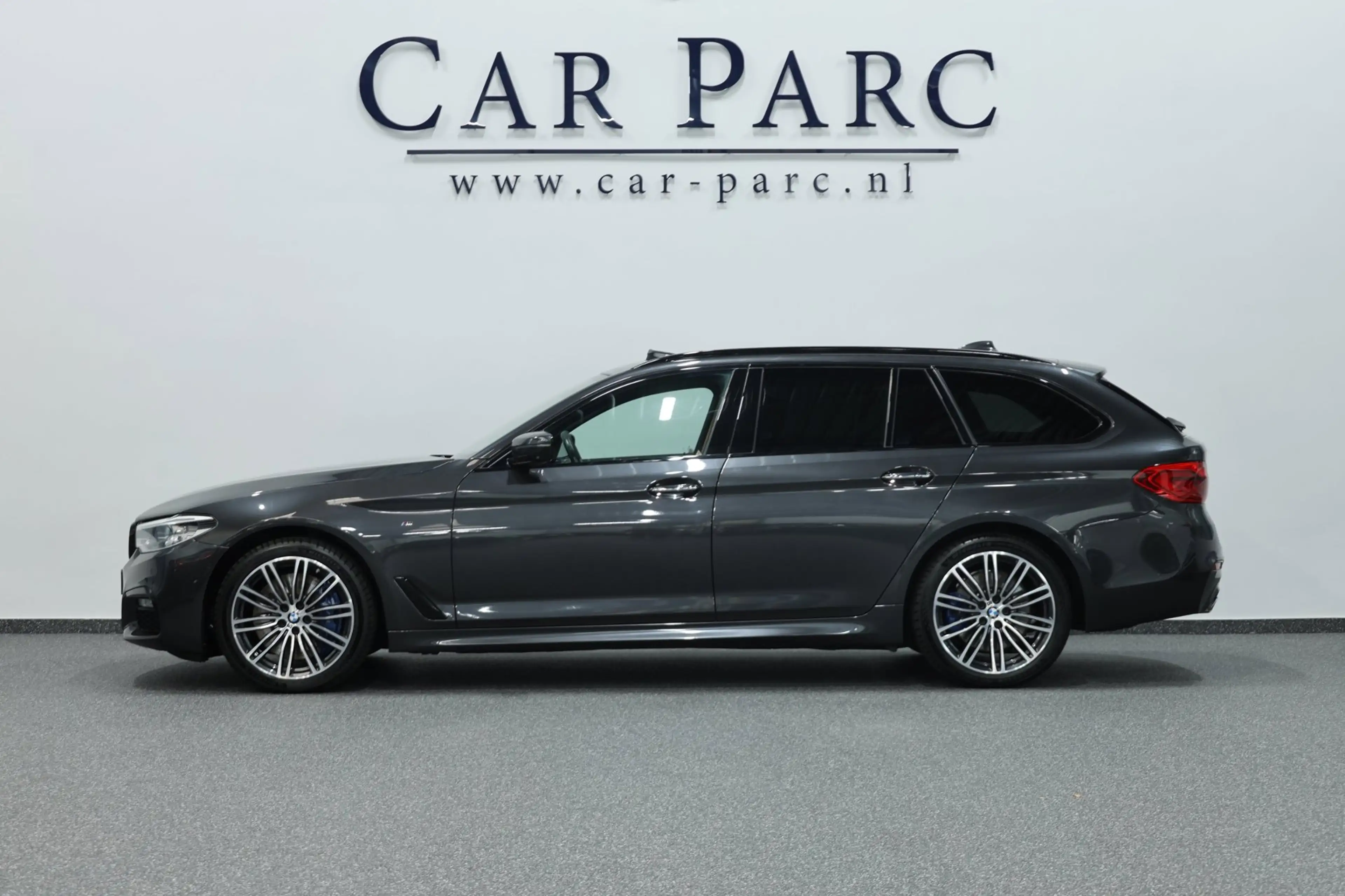 BMW 540 5-serie Touring 540i xDrive M-Sport LED/VIRTUAL/SF — photo 7