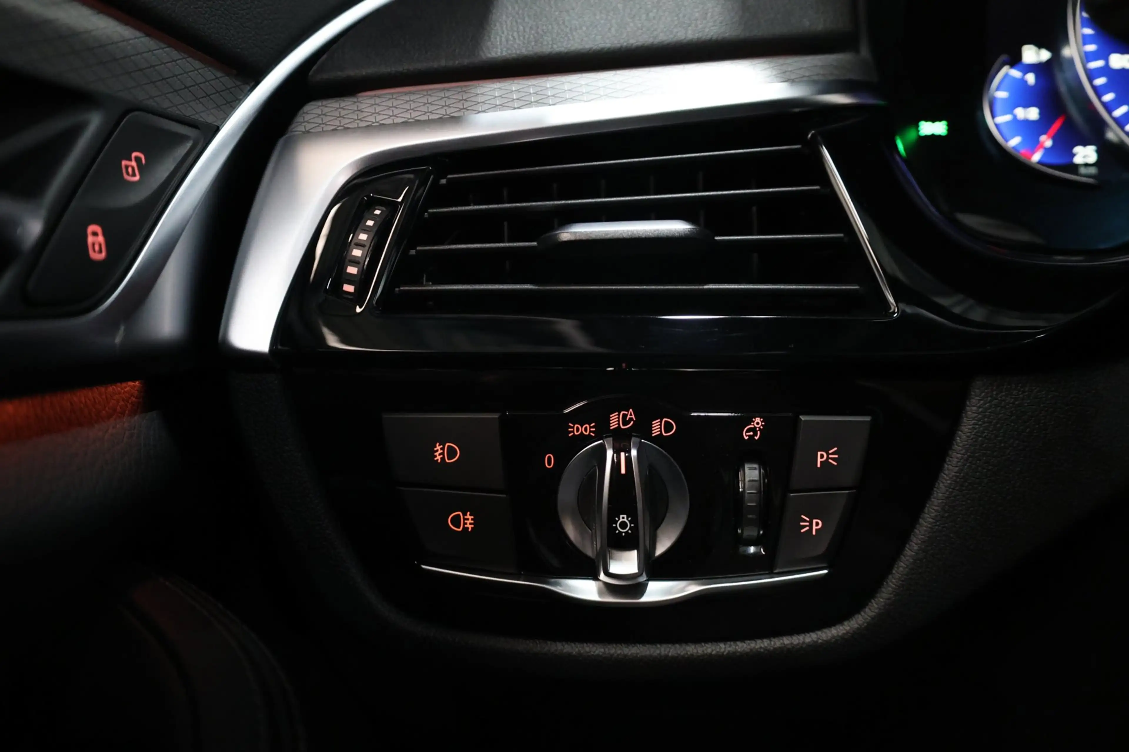 BMW 540 5-serie Touring 540i xDrive M-Sport LED/VIRTUAL/SF — photo 16