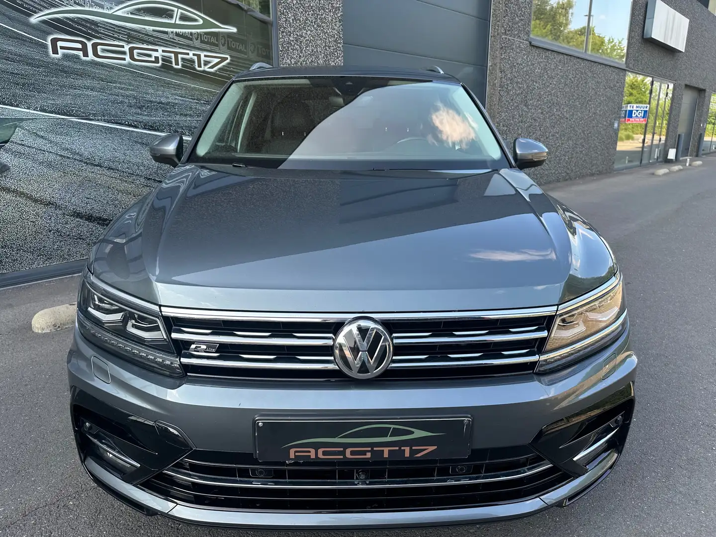 Volkswagen Tiguan Allspace 2.0 TDi SCR R-LINE 4Motion Highline DSG (EU6.2) Grijs - 2