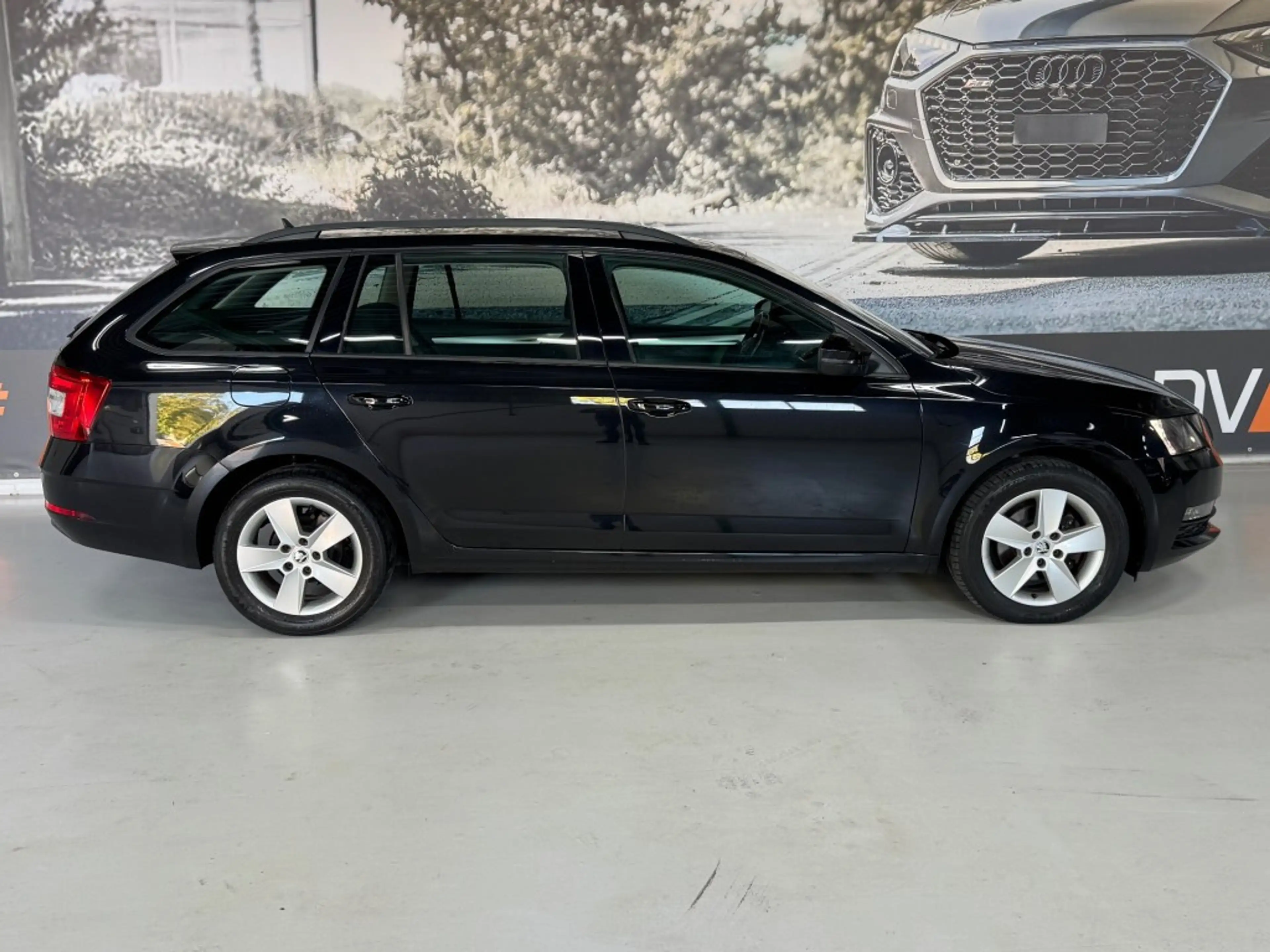 Skoda Octavia DRIVE — photo 9