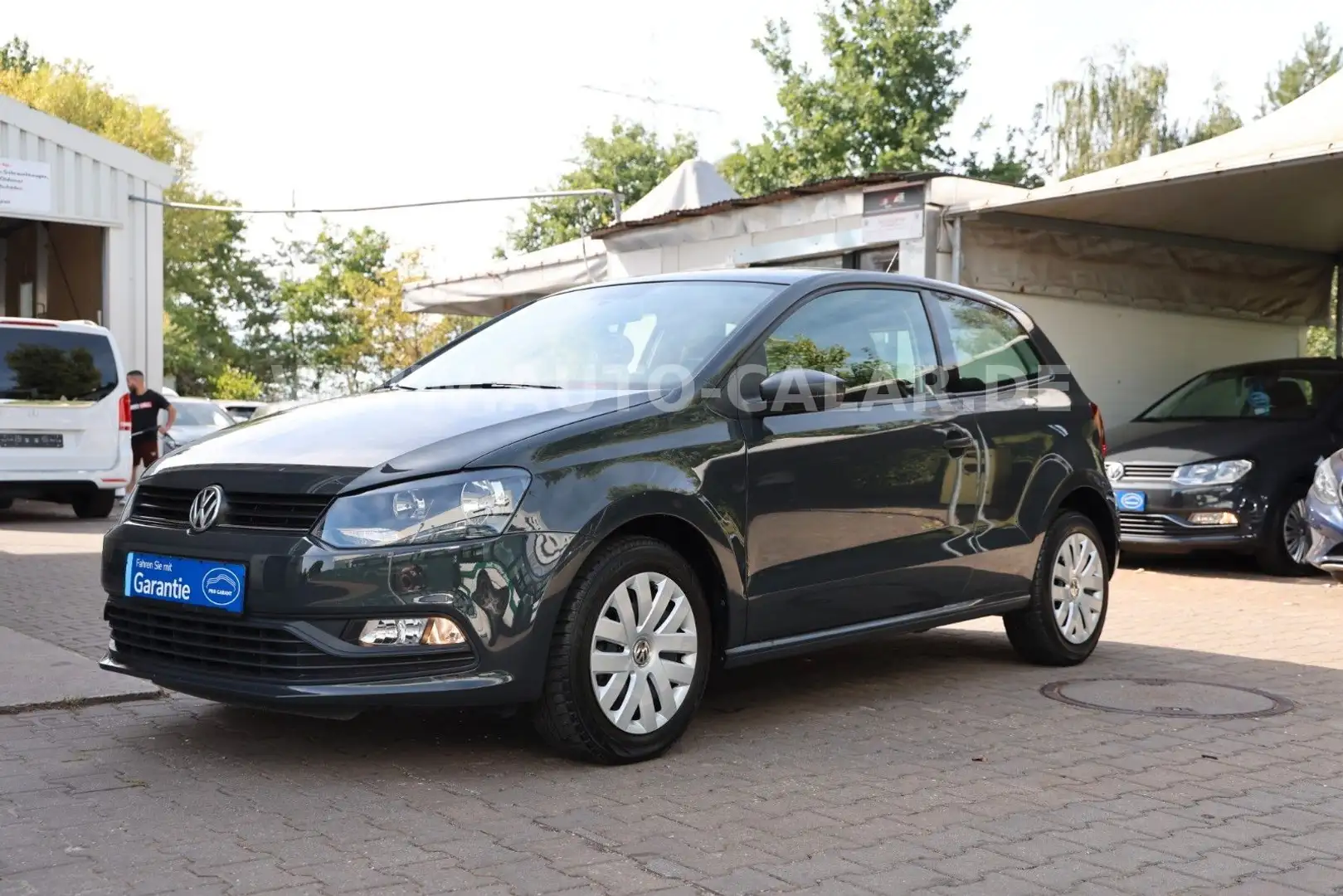 Volkswagen Polo 1.0 Trendline|1.HAND|37T-KM|SH-VOLL|EU6 Grau - 1