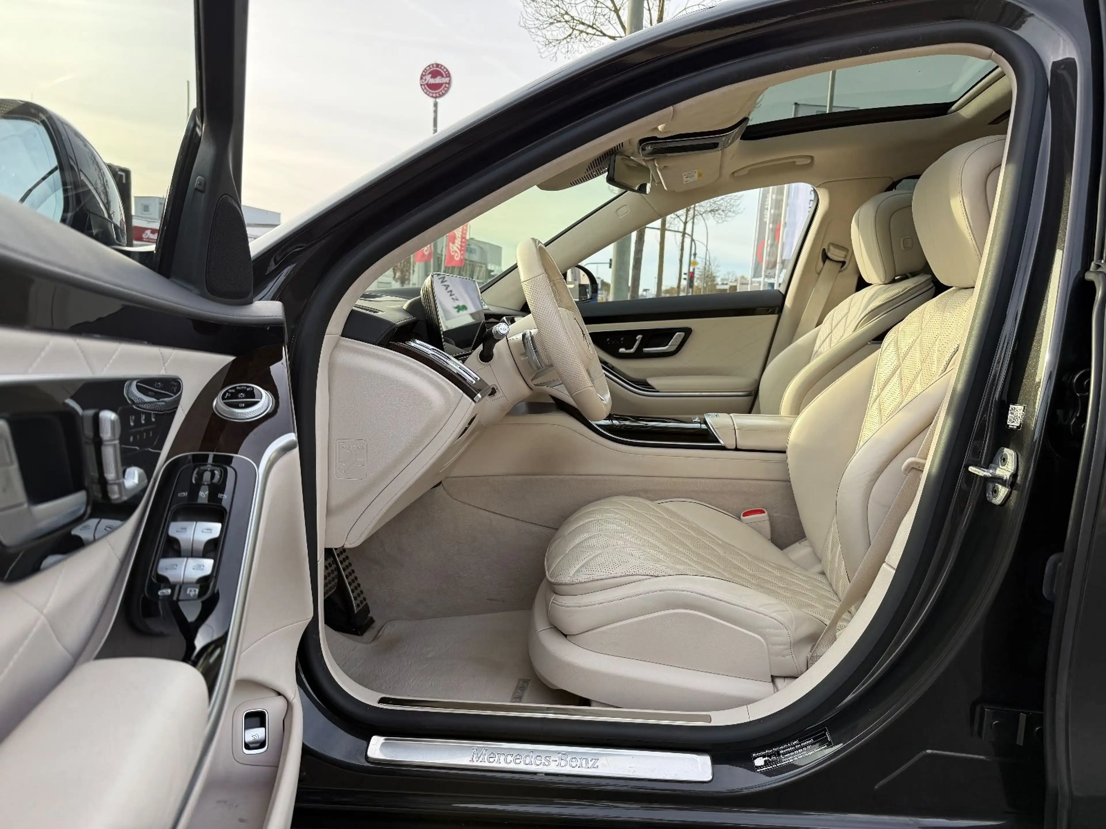 Mercedes-Benz S 400 d 4Matic AMG-Line Pano 1.Hand FINANZIERUNG — photo 9