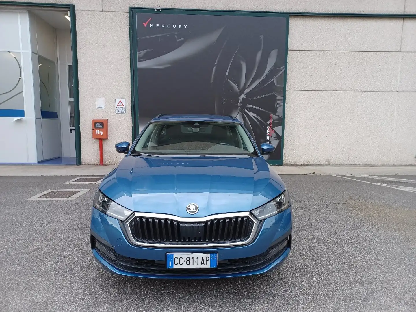 Skoda Octavia 2.0 TDI EVO SCR 150 CV DSG Wagon Executive Bleu - 1