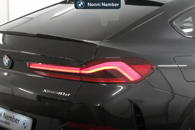 BMW X6 view 6