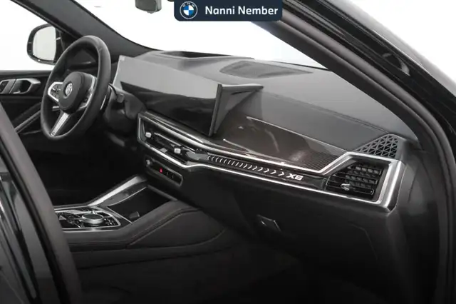 BMW X6 view 8