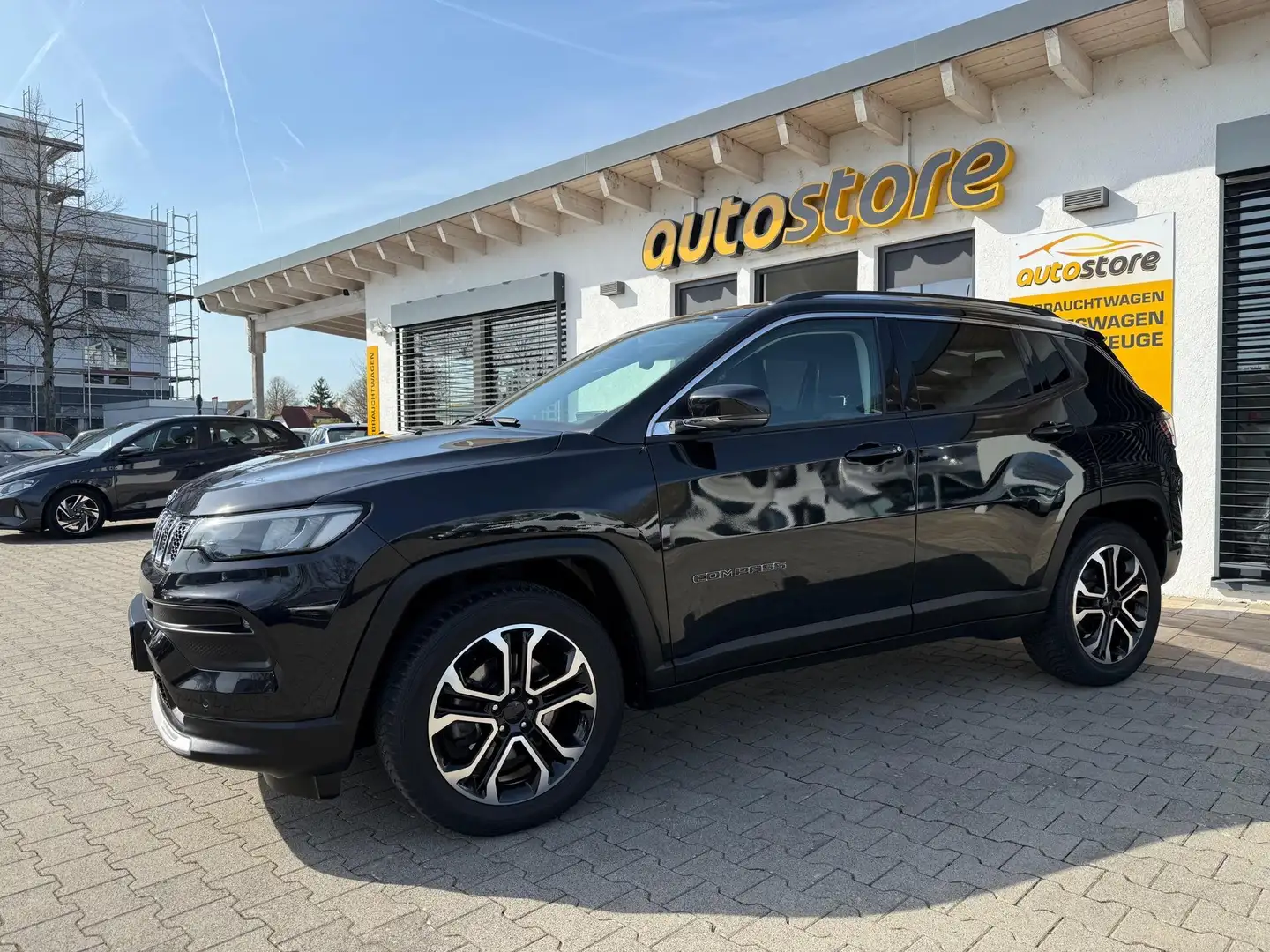 Jeep Compass Limited FWD 1.3 MultiAir 110 kW (150 PS), Autom... Noir - 1