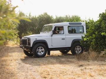 Defender 90 2.2 td 2015