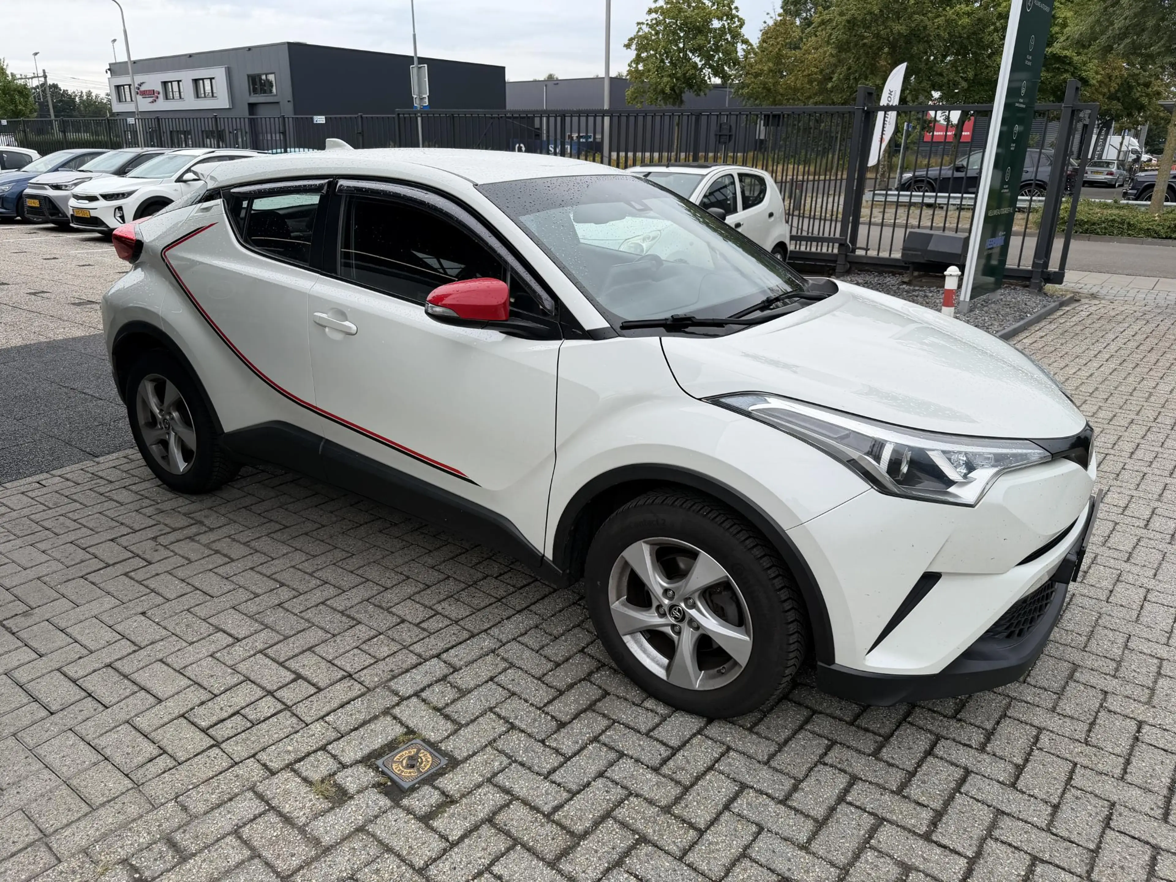 Toyota C-HR 1.2 Dynamic | Navi | Camera | Cruise | Volledig On — photo 5