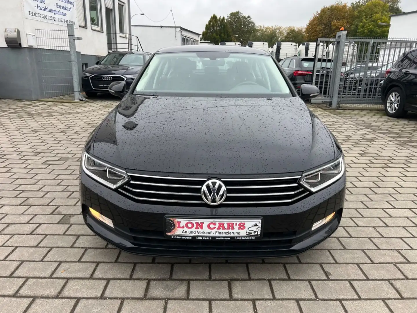 Volkswagen Passat Lim. Trendline BMT/Start-Stopp Černá - 2