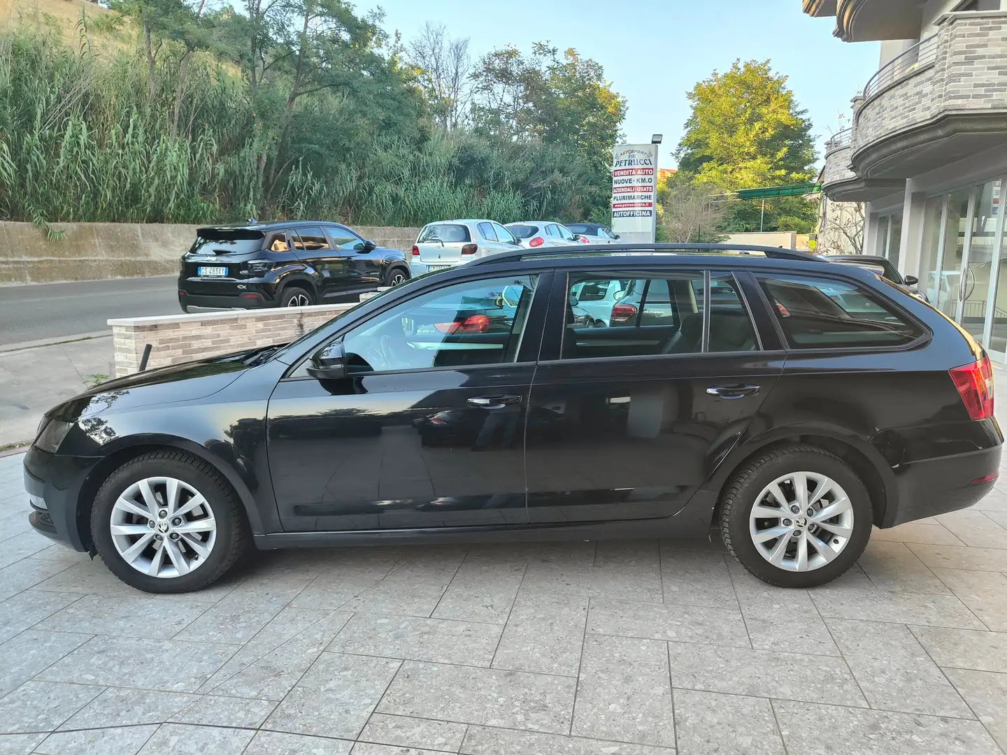 Skoda Octavia Wagon 1.5 g-tec Executive 130cv dsg Negro - 2