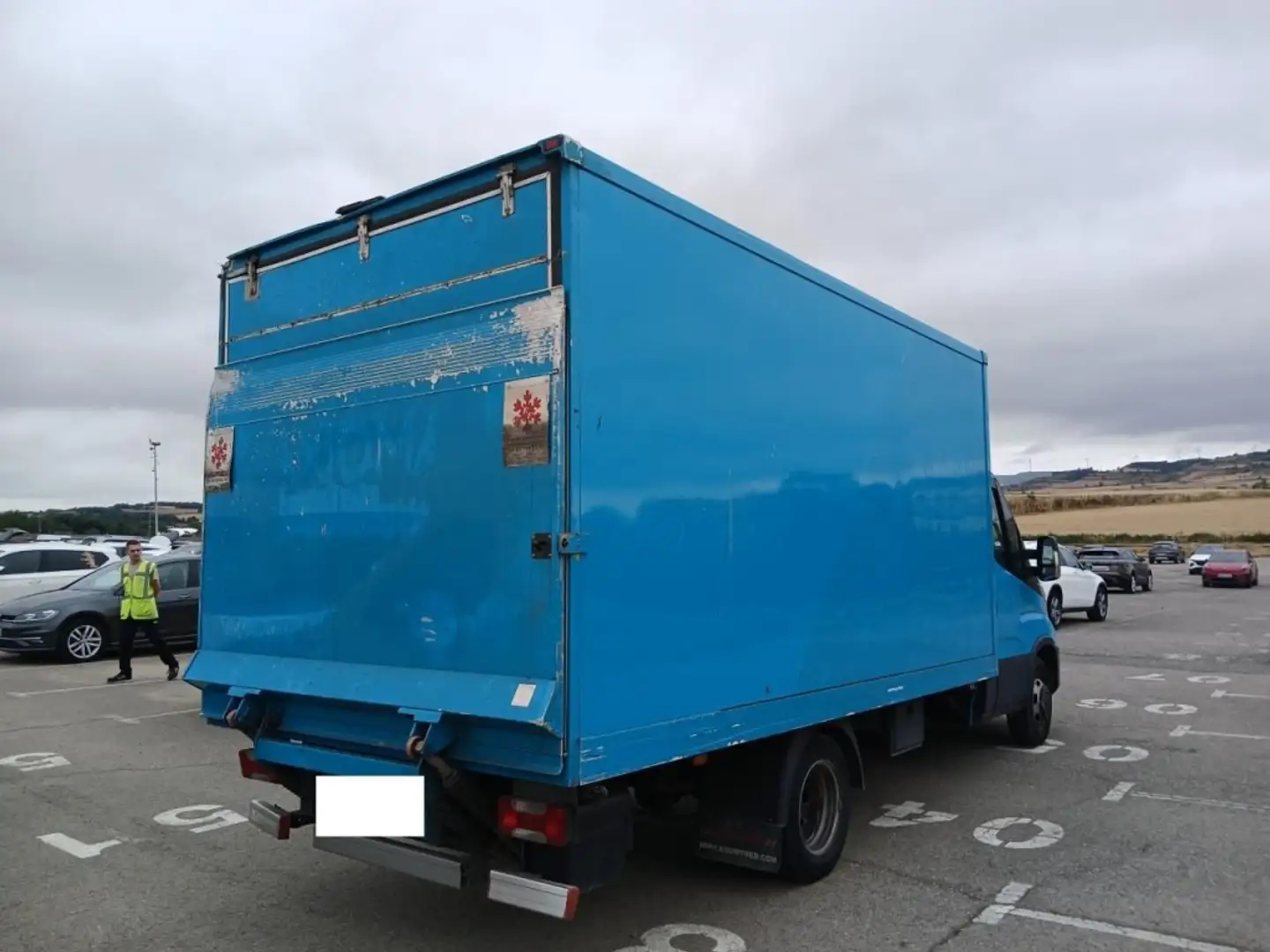 Iveco Daily Chasis Cabina 35C16 3750 160 Azul - 2
