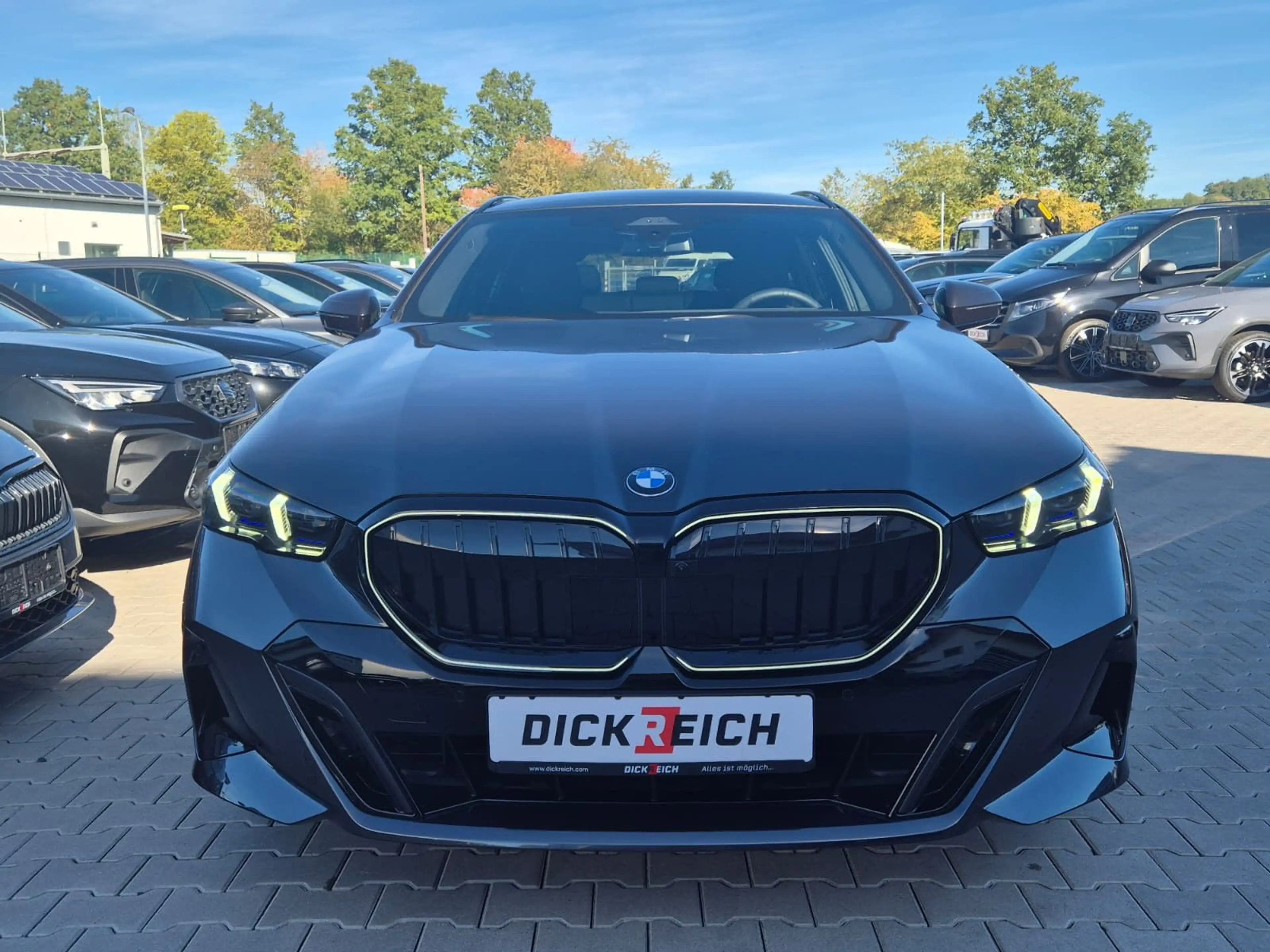 BMW 540 d xD M-Sport PRO Pano*Innov.* Travel*AHK*20" — photo 9