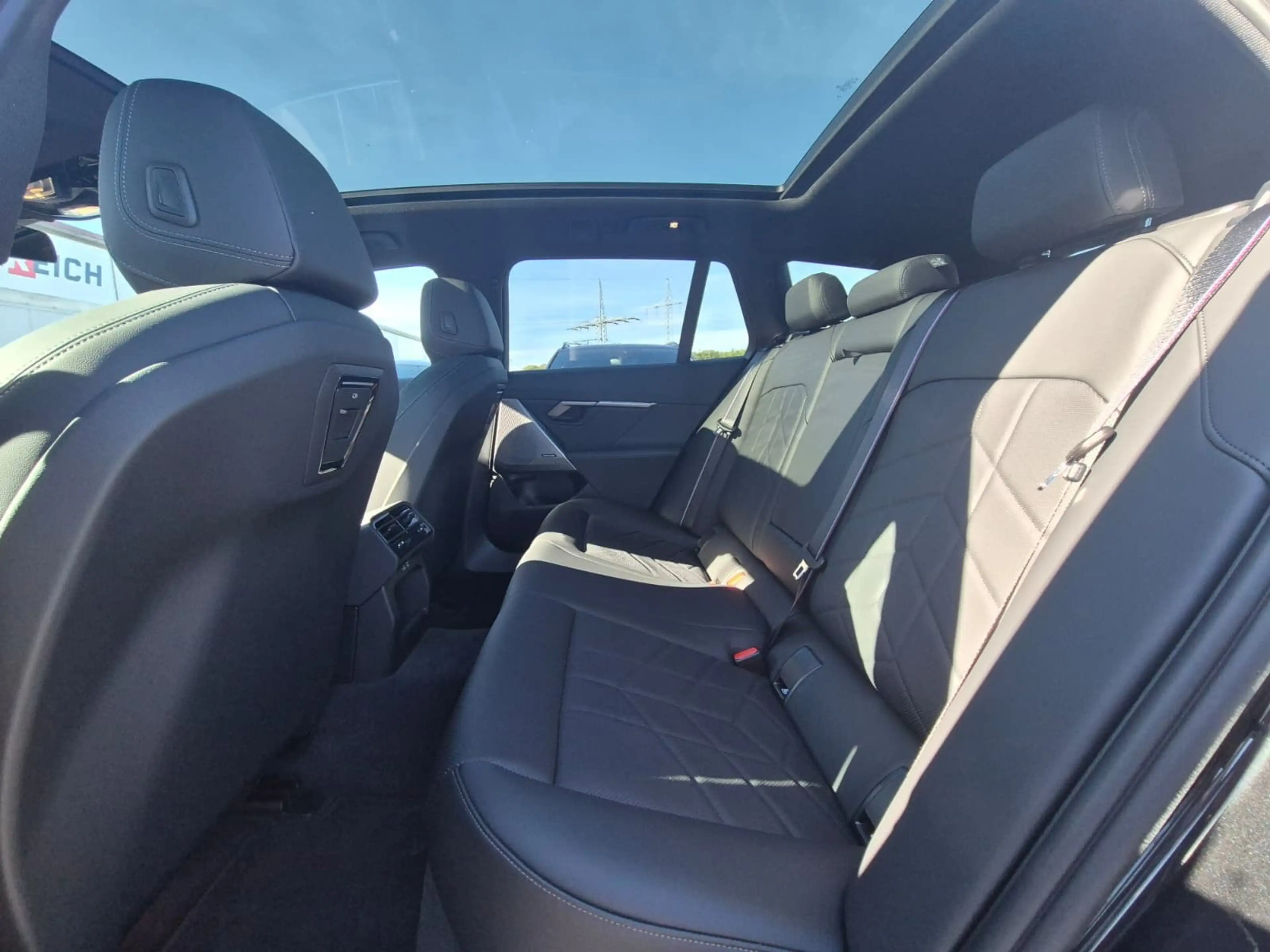 BMW 540 d xD M-Sport PRO Pano*Innov.* Travel*AHK*20" — photo 14