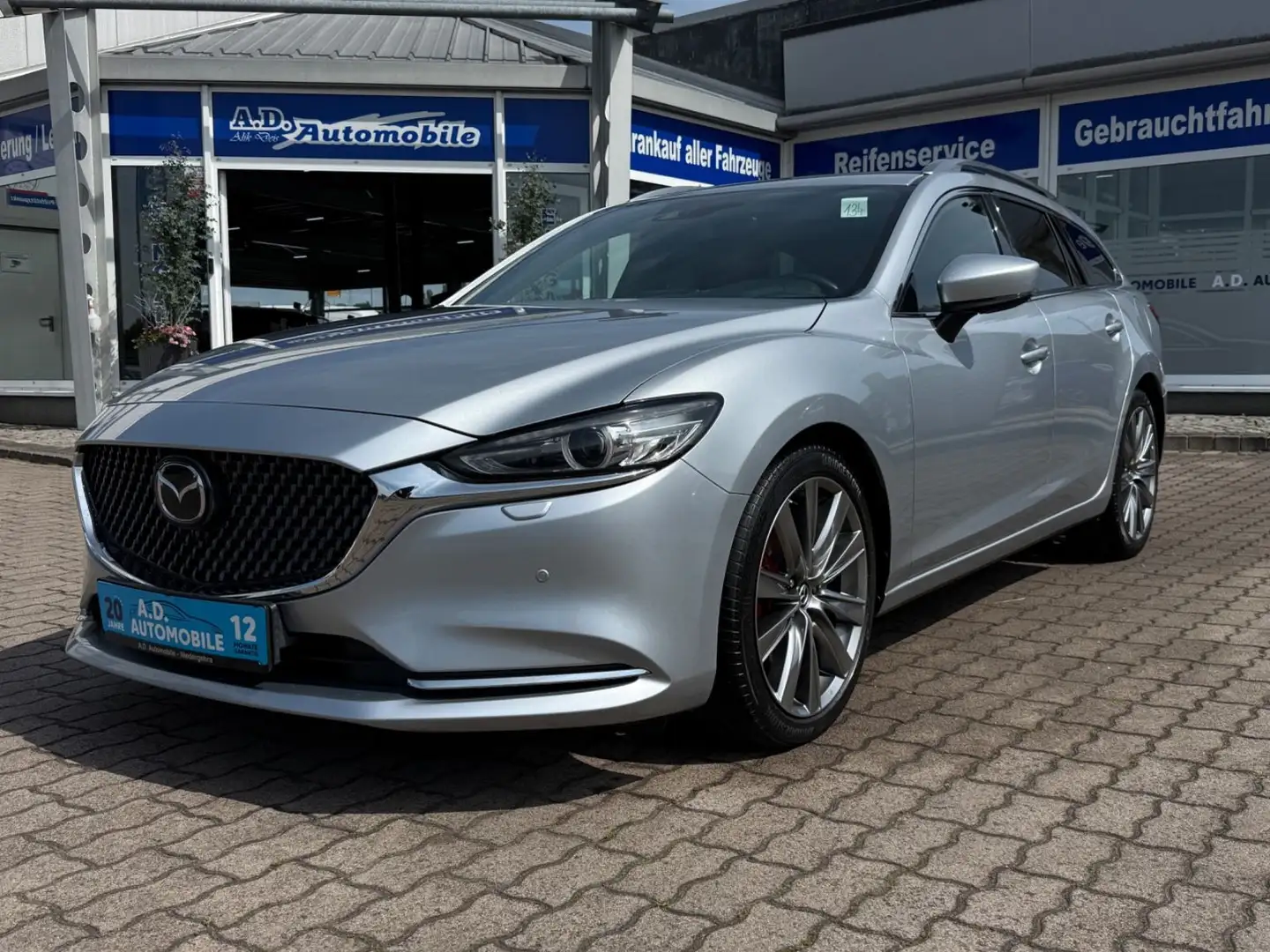 Mazda 6 Sports-Line AWD/Bose-Sound/360°Kamera/Navi Silber - 1