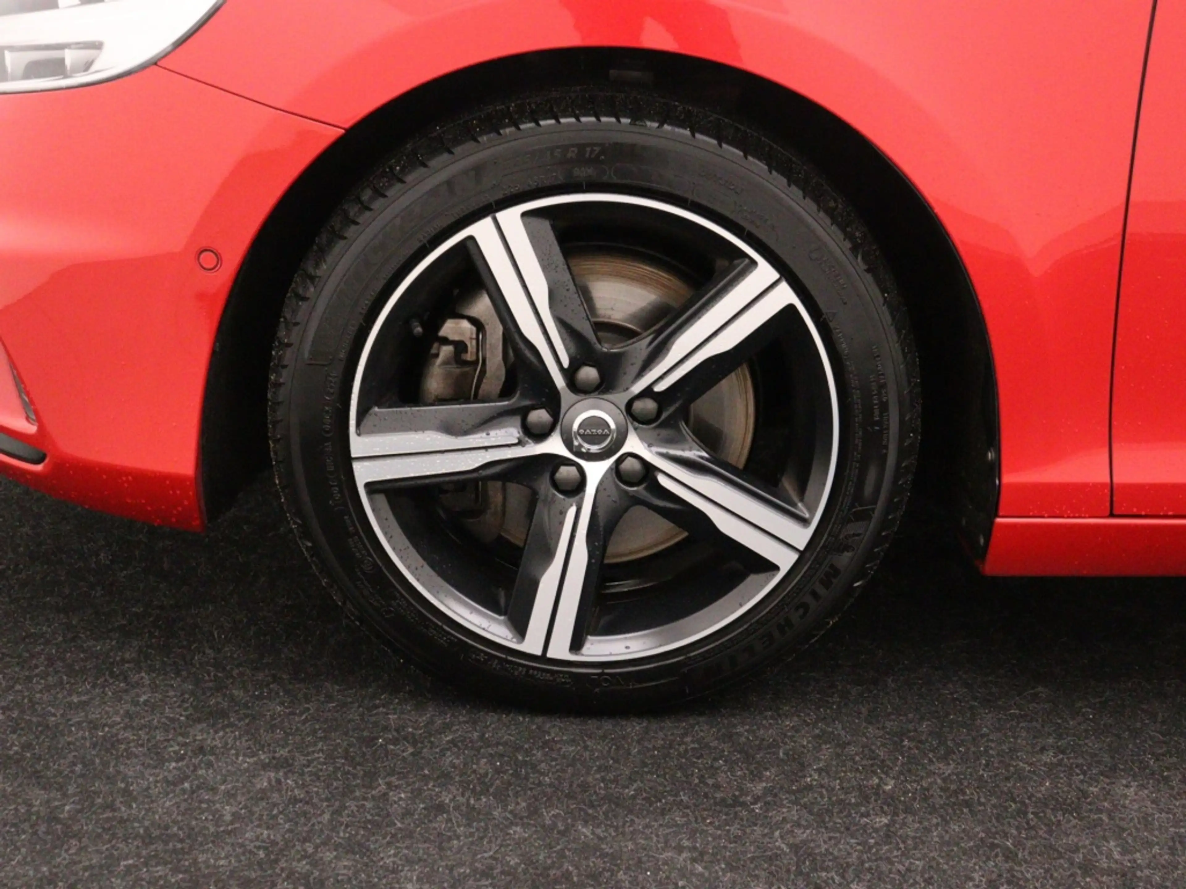 Volvo V40 T3 AUT(6) POLAR+ SPORT PANORAMADAK LEDER HARMAN KA — photo 8