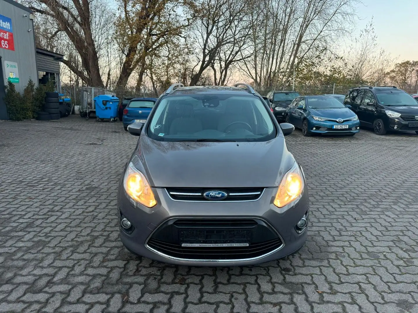 Ford Grand C-Max 7-SITZER°AHK°SZHG°2-SCHIEBETÜREN! Brun - 2