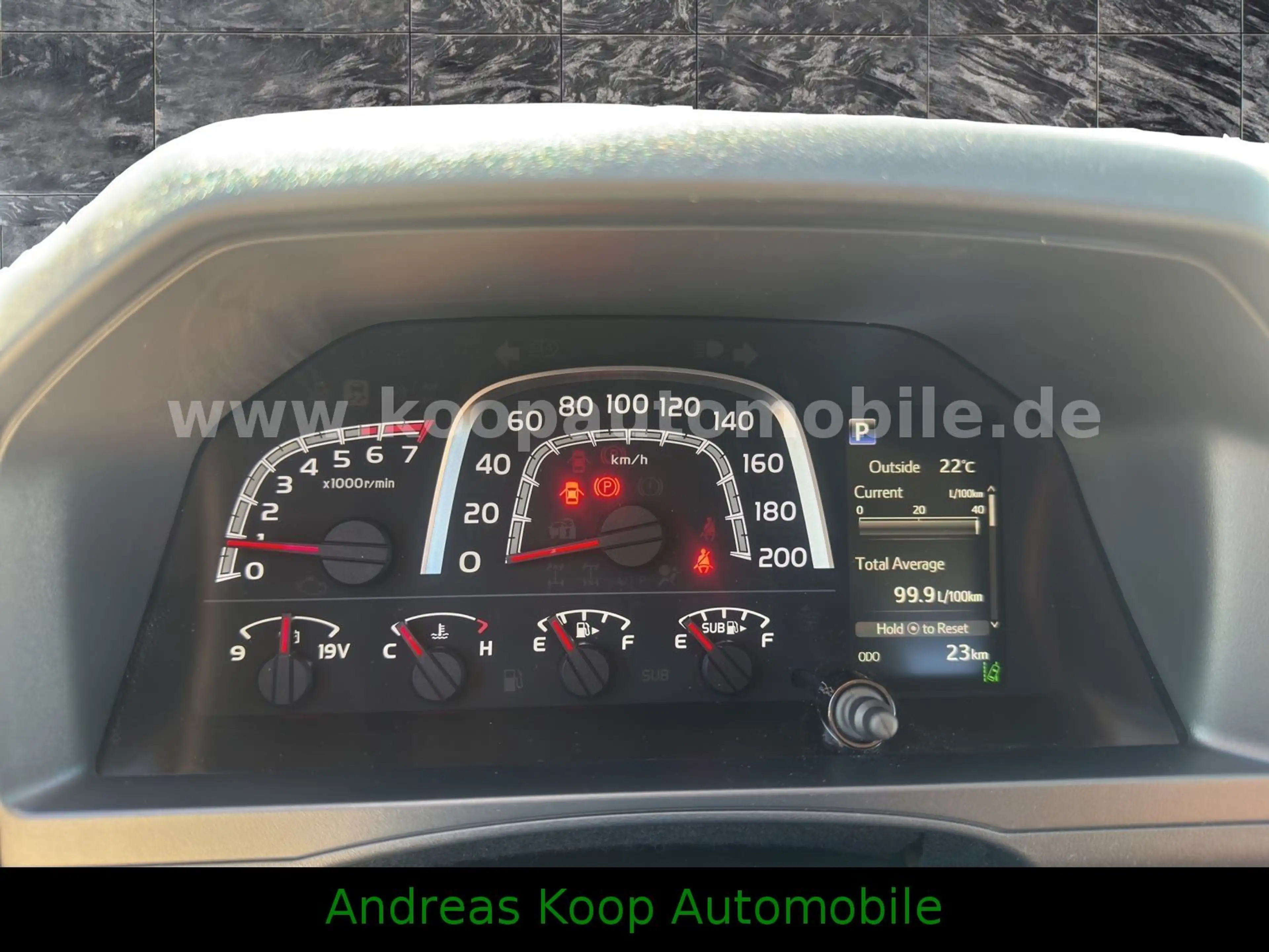 Toyota Land Cruiser GRJ 79 SC Aut. LX-Z LED ALU SOFORT — photo 15
