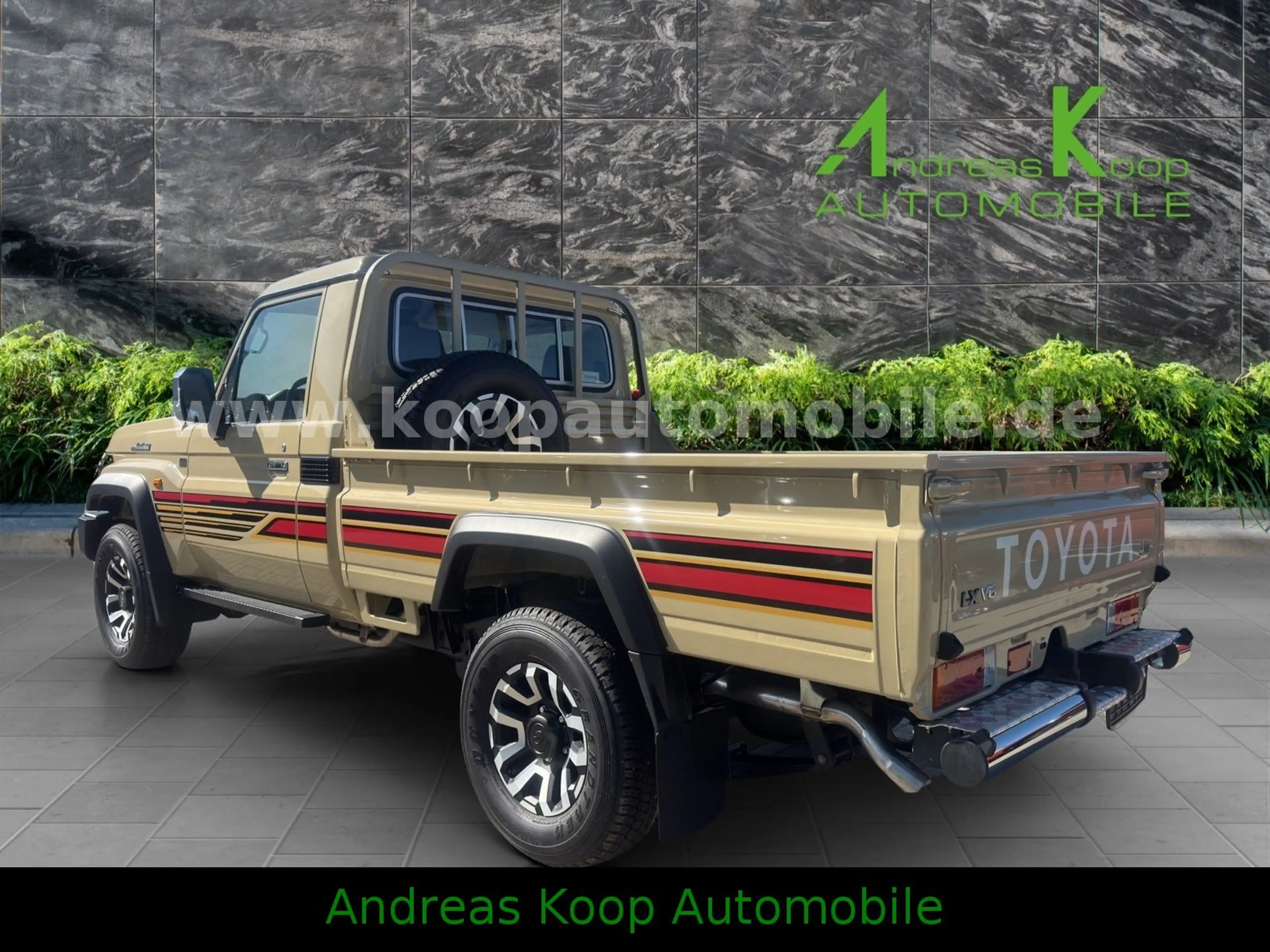 Toyota Land Cruiser GRJ 79 SC Aut. LX-Z LED ALU SOFORT — photo 4