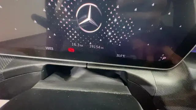 Mercedes-Benz C-Class view 21