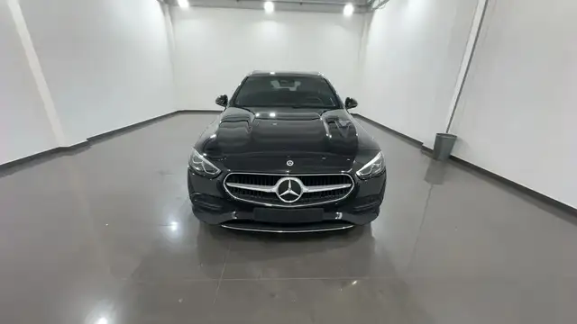 Mercedes-Benz C-Class view 9