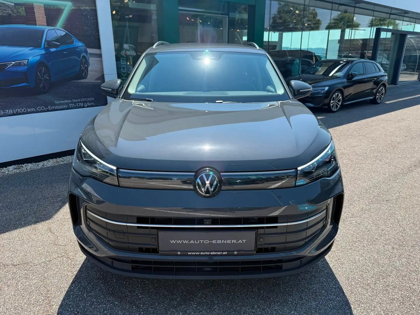 Volkswagen Tiguan Friends eHybrid DSG 150 kW Grau - 2