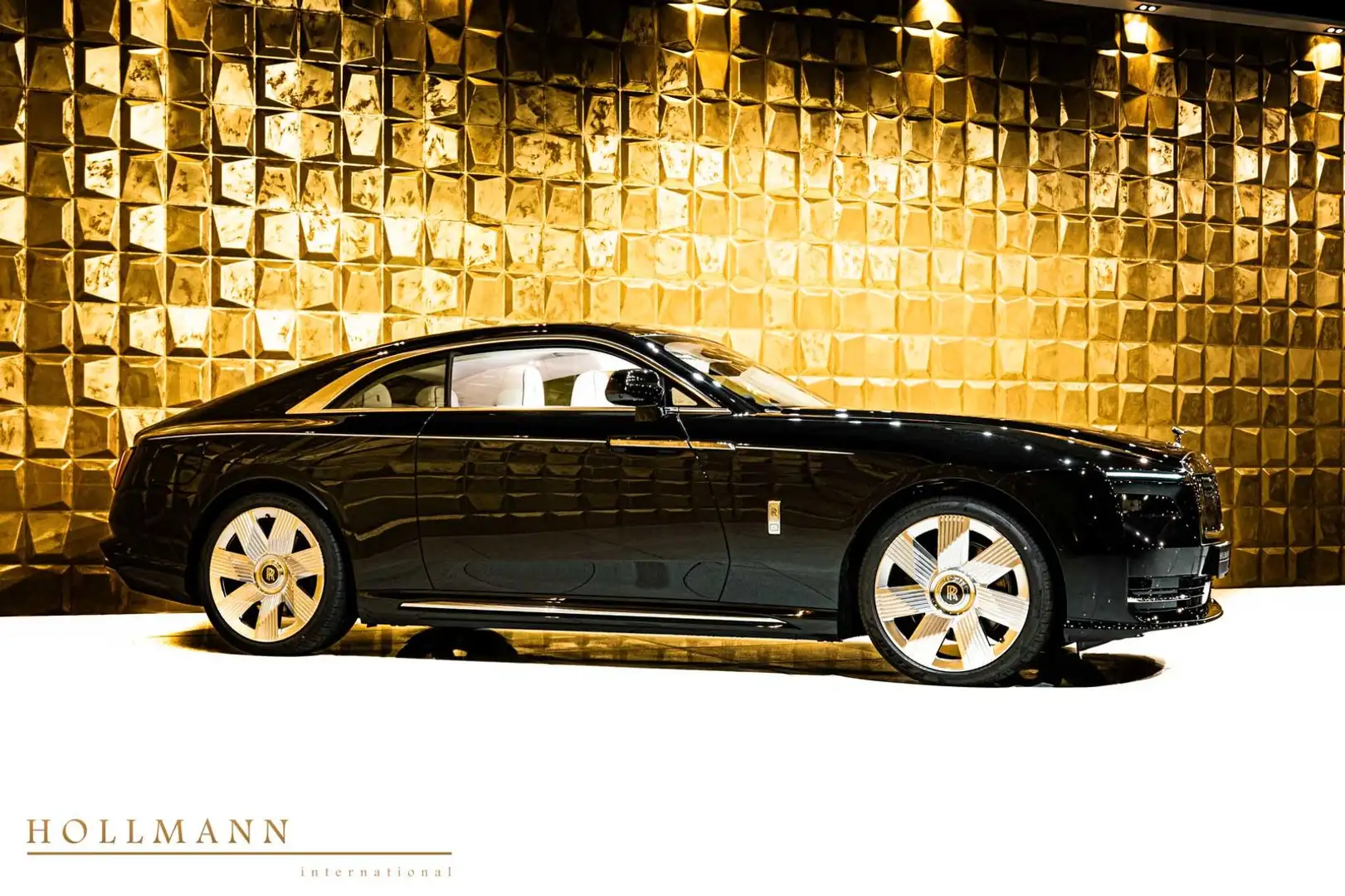 Rolls-Royce Spectre + Starlight Doors + Shooting Star Чёрный - 2