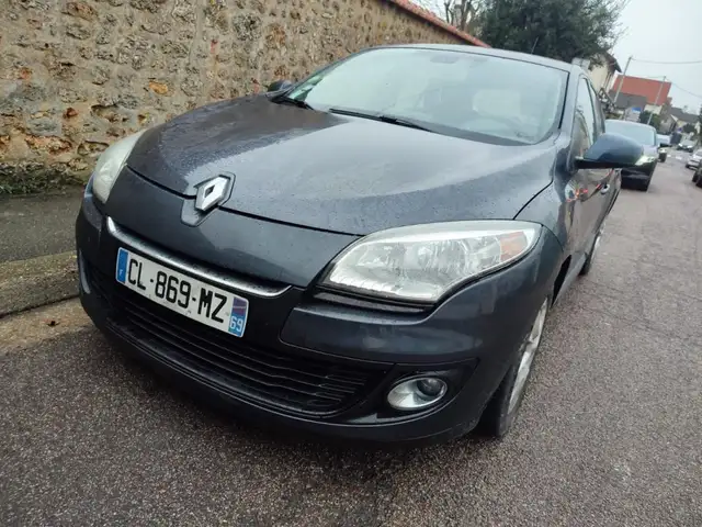 Renault Megane 3 phase 2 TOMTOM boite automatique Reprise et Paiement 4x possible