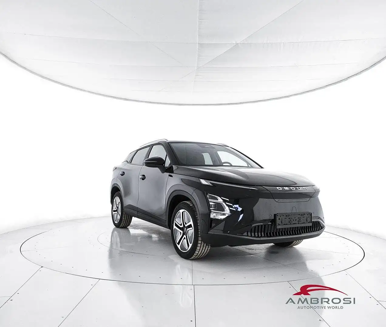 Omoda 5 EV 61 kWh Standart Чёрный - 2