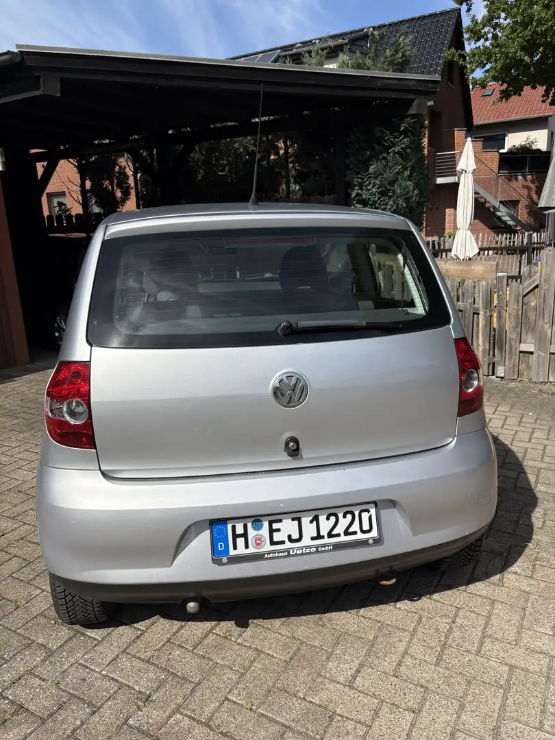 Volkswagen Fox 1.4 - 2
