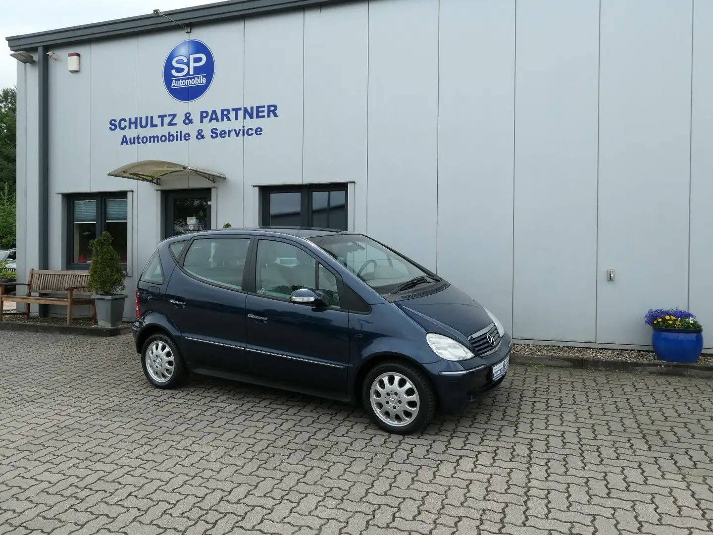 Mercedes-Benz A 140 // Automatik, Allwetterreifen, HU Neu! Niebieski - 1