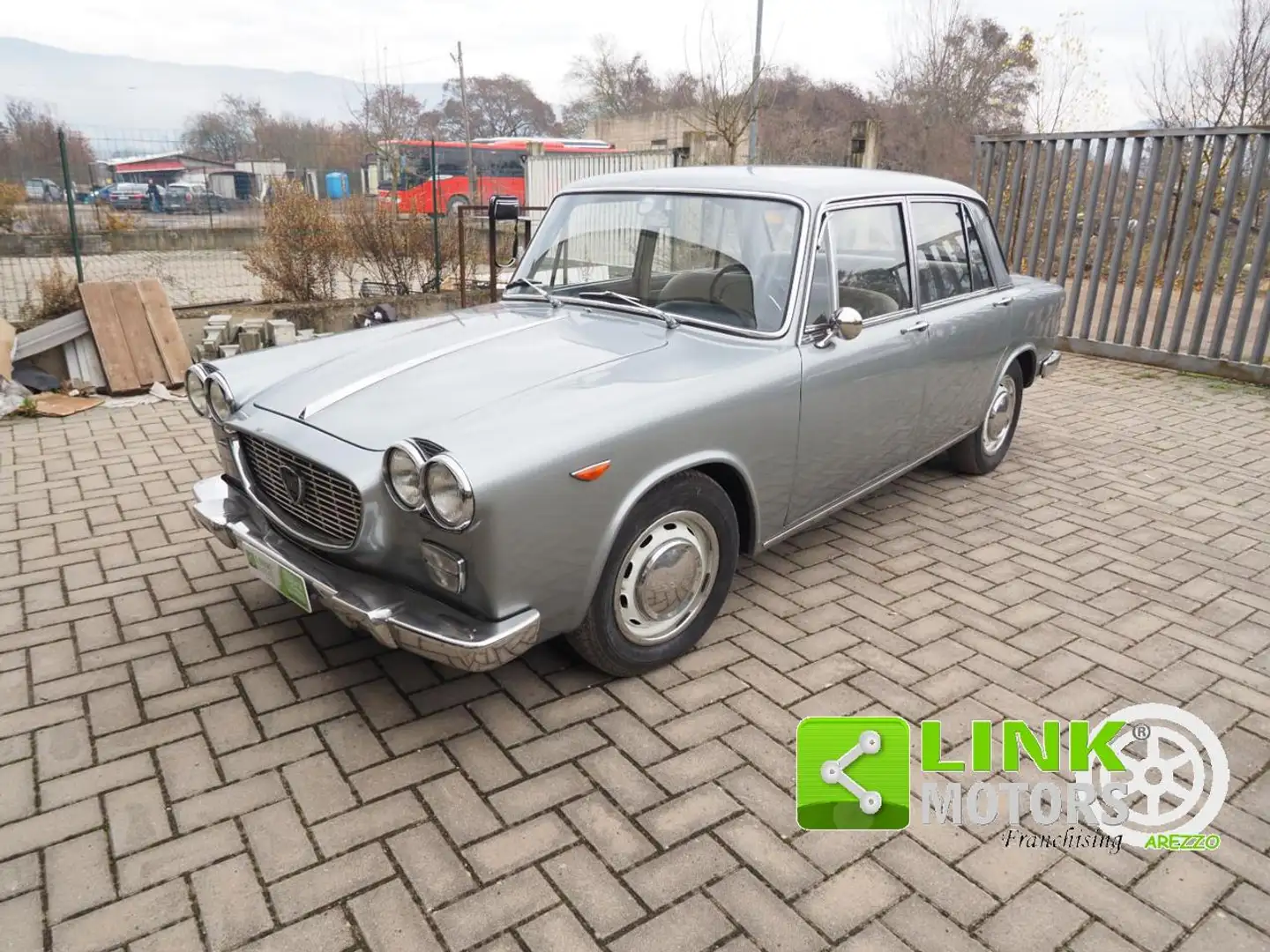 Lancia Flavia TARGA ORO Gris - 1