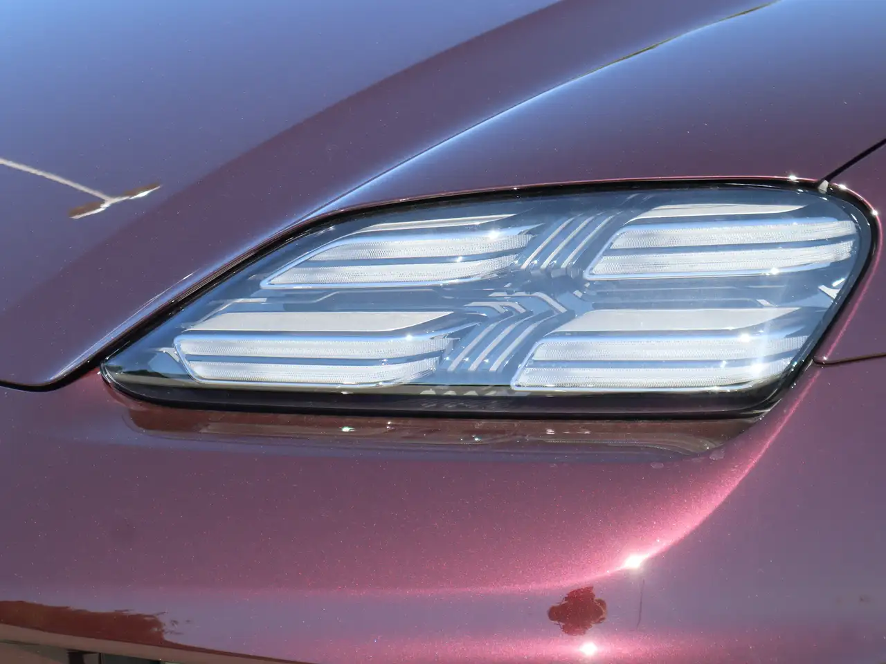 Porsche Macan снимка Porsche Macan