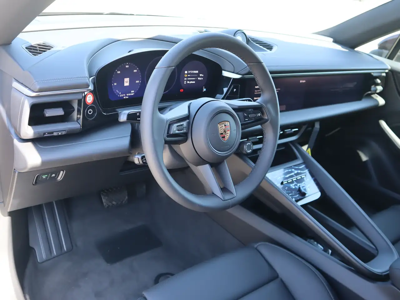 Porsche Macan снимка Porsche Macan