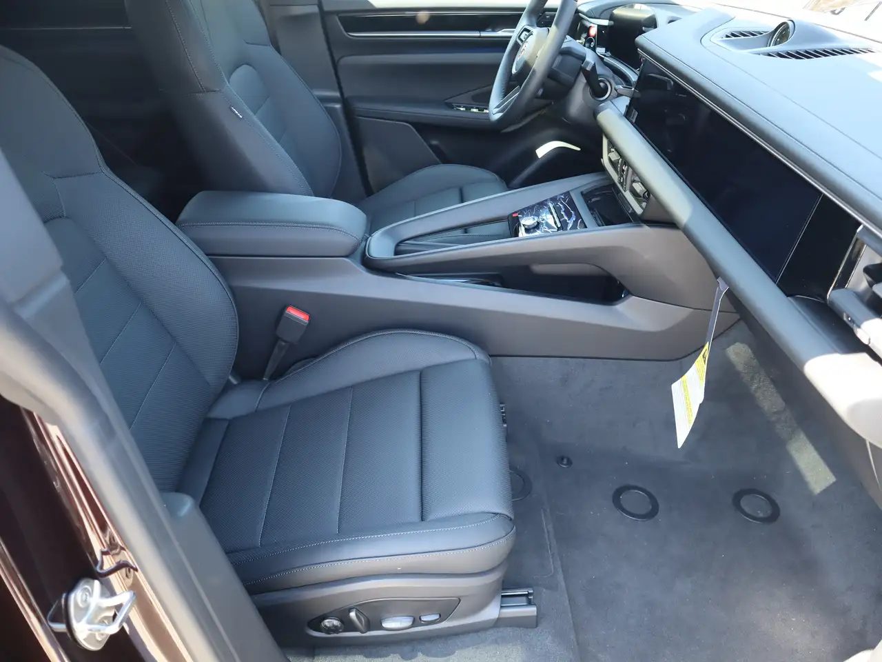 Porsche Macan снимка Porsche Macan