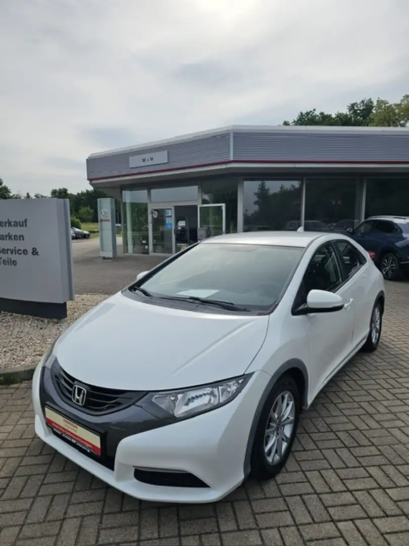 Honda Civic 1.8 i-VTEC Comfort Biały - 1
