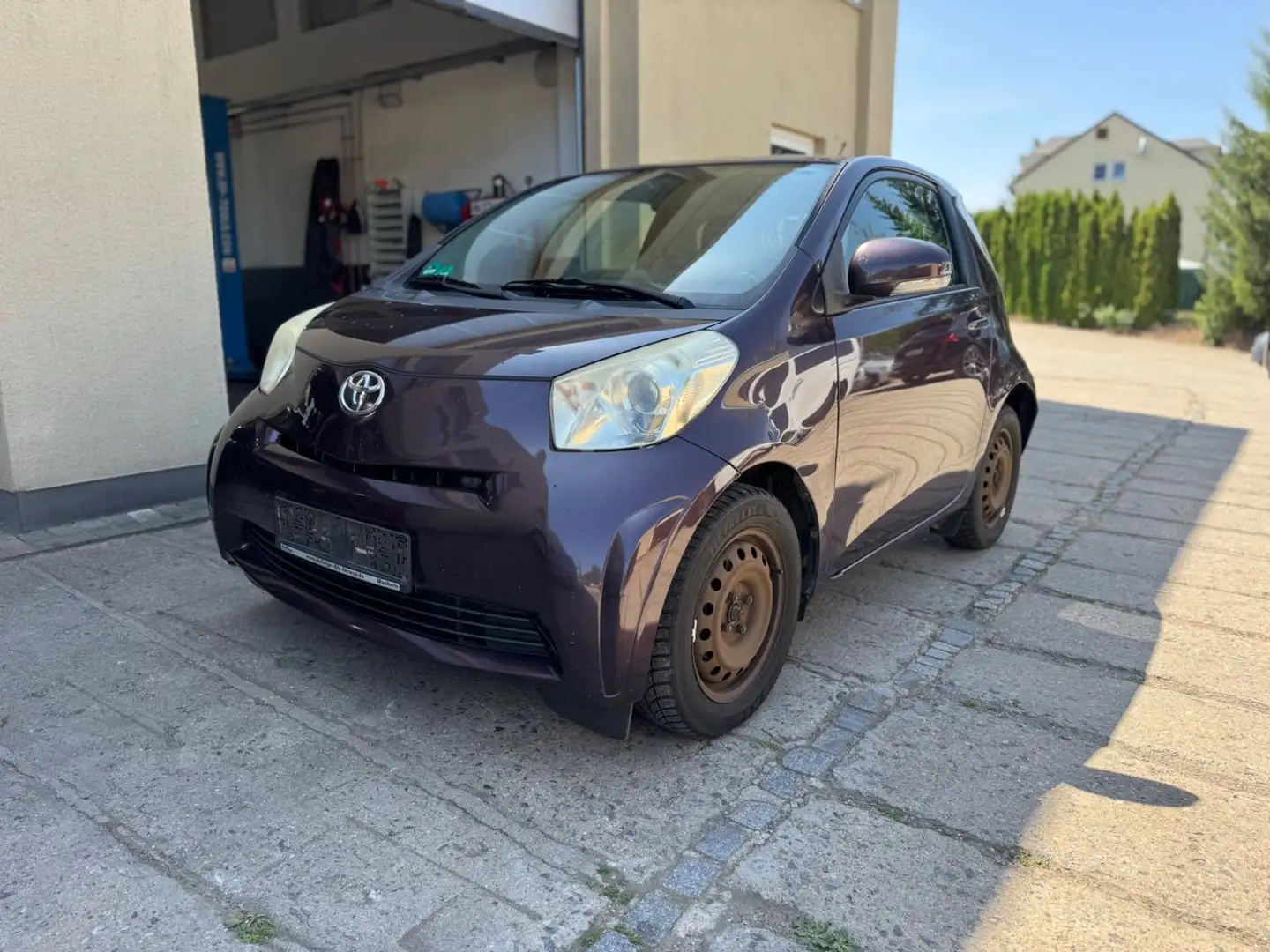 Toyota iQ iQ Basis - 1